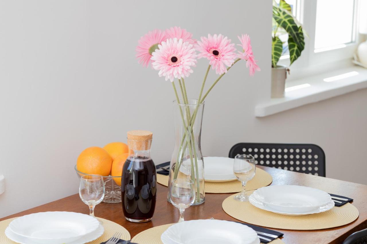 Gdynia Centrum Apartament Abrahama 15 Minut Pieszo Od Plazy Miejskiej By Noclegi Renters Dış mekan fotoğraf